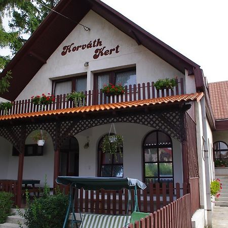 Horváth Kert Vendégház Zirc Esterno foto