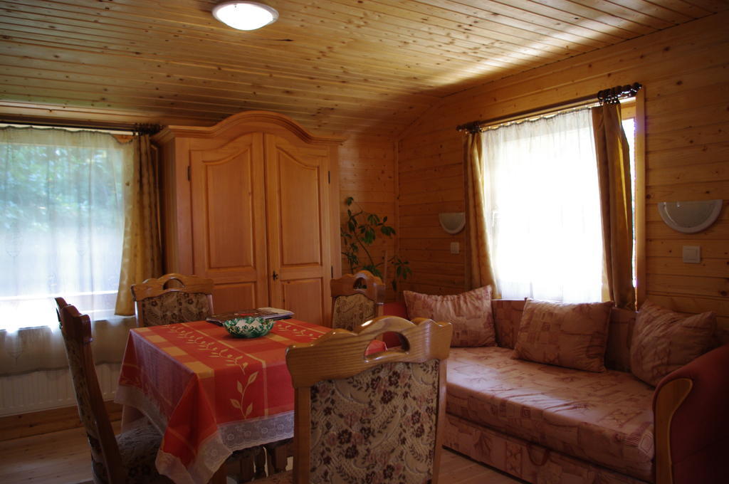 Horváth Kert Vendégház Zirc Camera foto